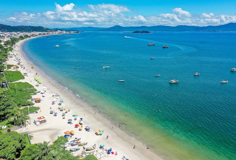 FLORIANÓPOLIS, venha conhecer à Ilha da Magia de norte a sul