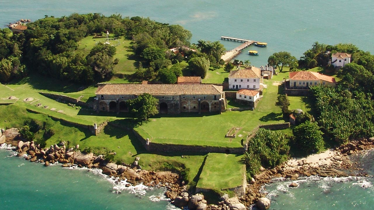 FLORIANÓPOLIS, venha conhecer à Ilha da Magia de norte a sul