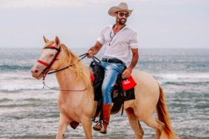 A cavalo 10 A cavalo 10